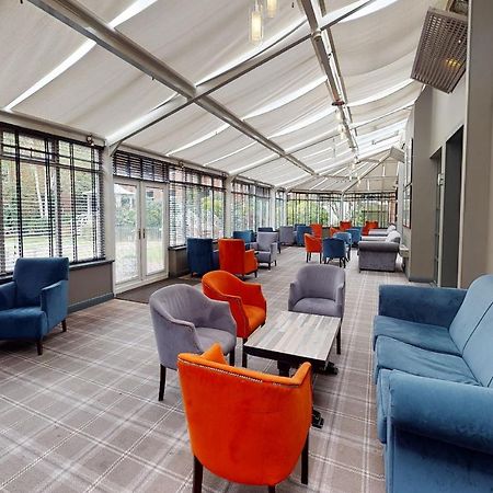 Village Hotel Chester St David'S Ewloe المظهر الخارجي الصورة