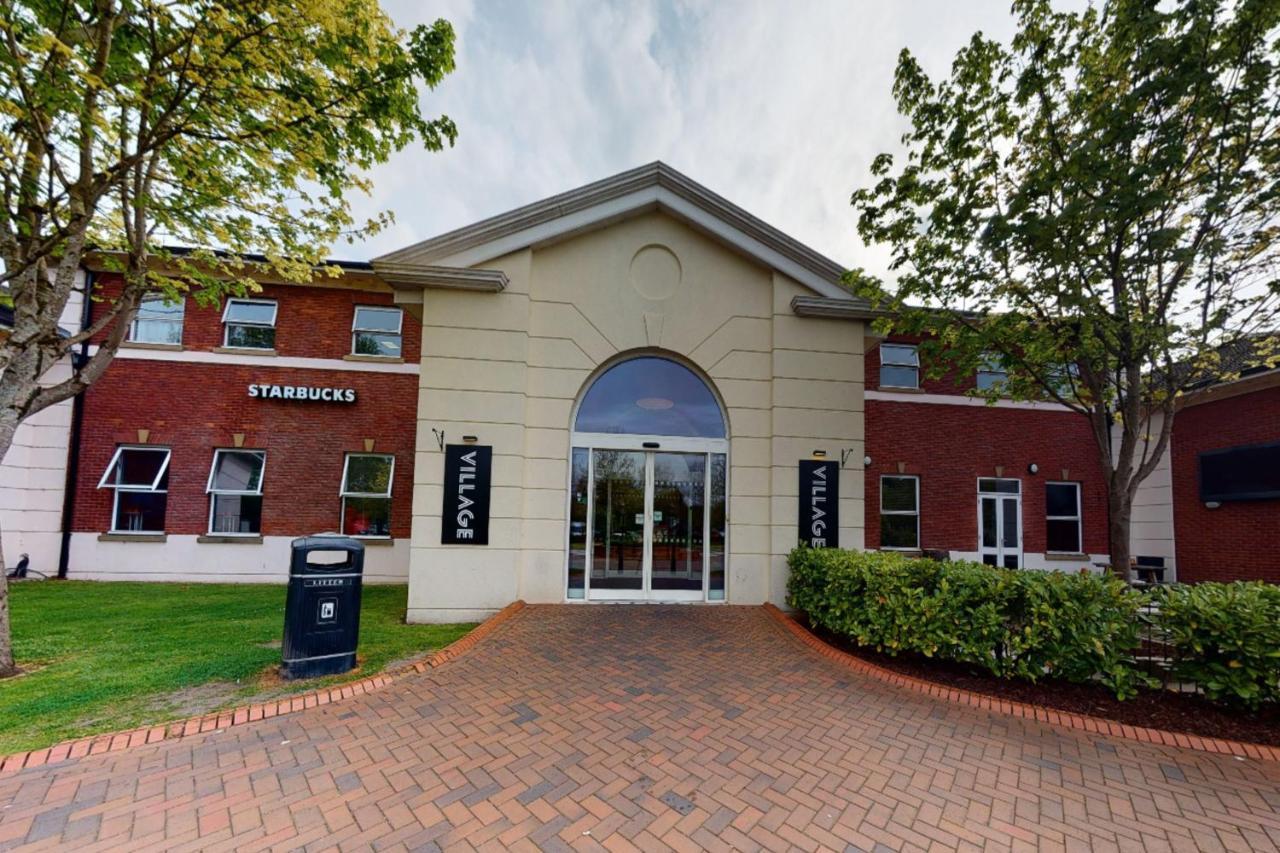 Village Hotel Chester St David'S Ewloe المظهر الخارجي الصورة