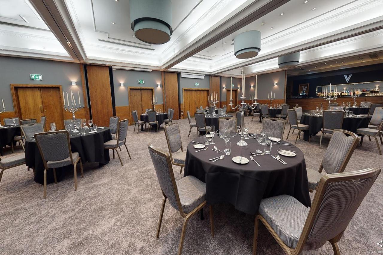 Village Hotel Chester St David'S Ewloe المظهر الخارجي الصورة
