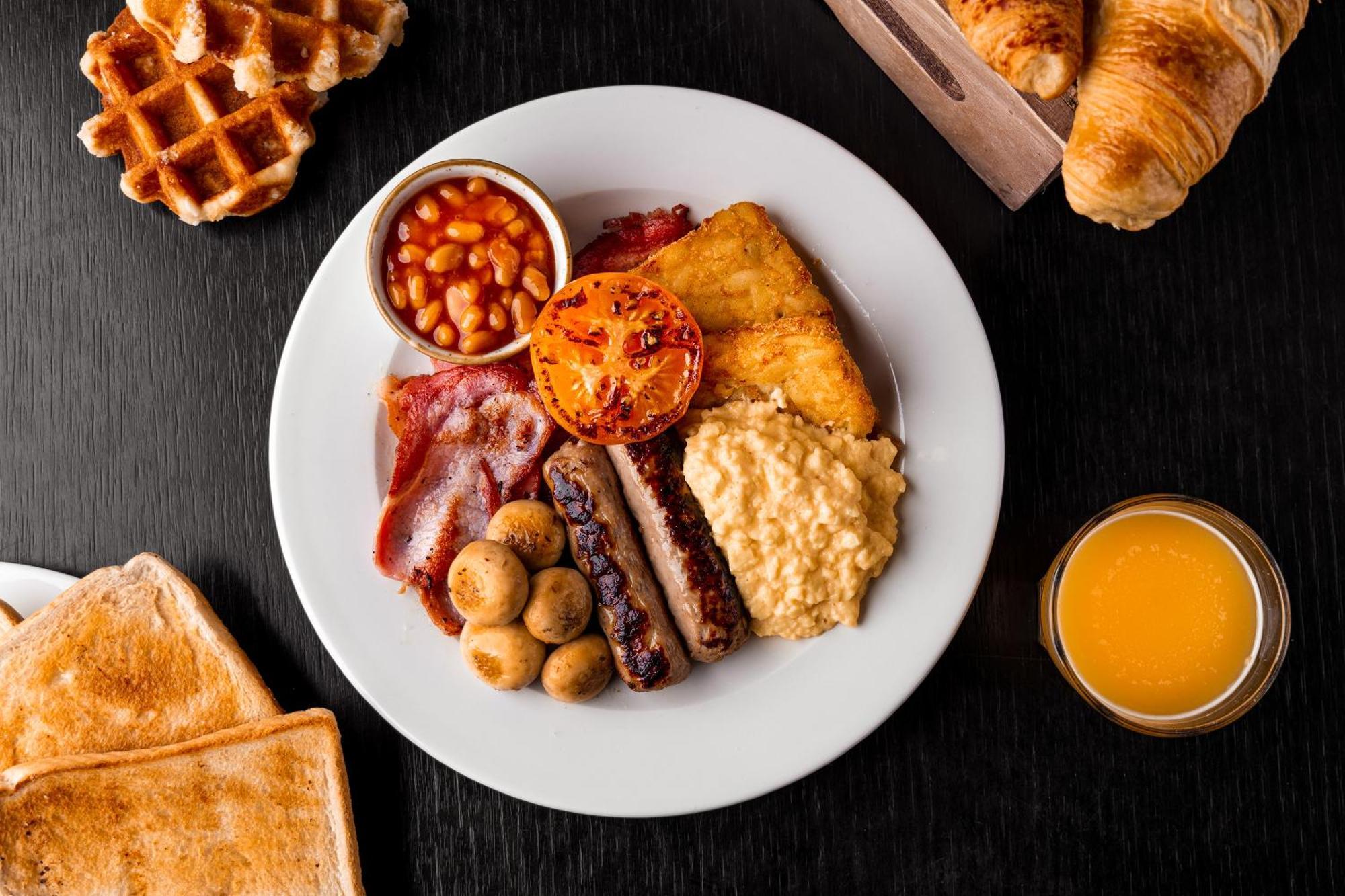 Village Hotel Chester St David'S Ewloe المظهر الخارجي الصورة