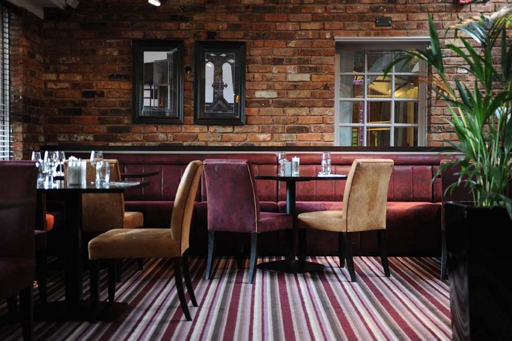 Village Hotel Chester St David'S Ewloe المظهر الخارجي الصورة