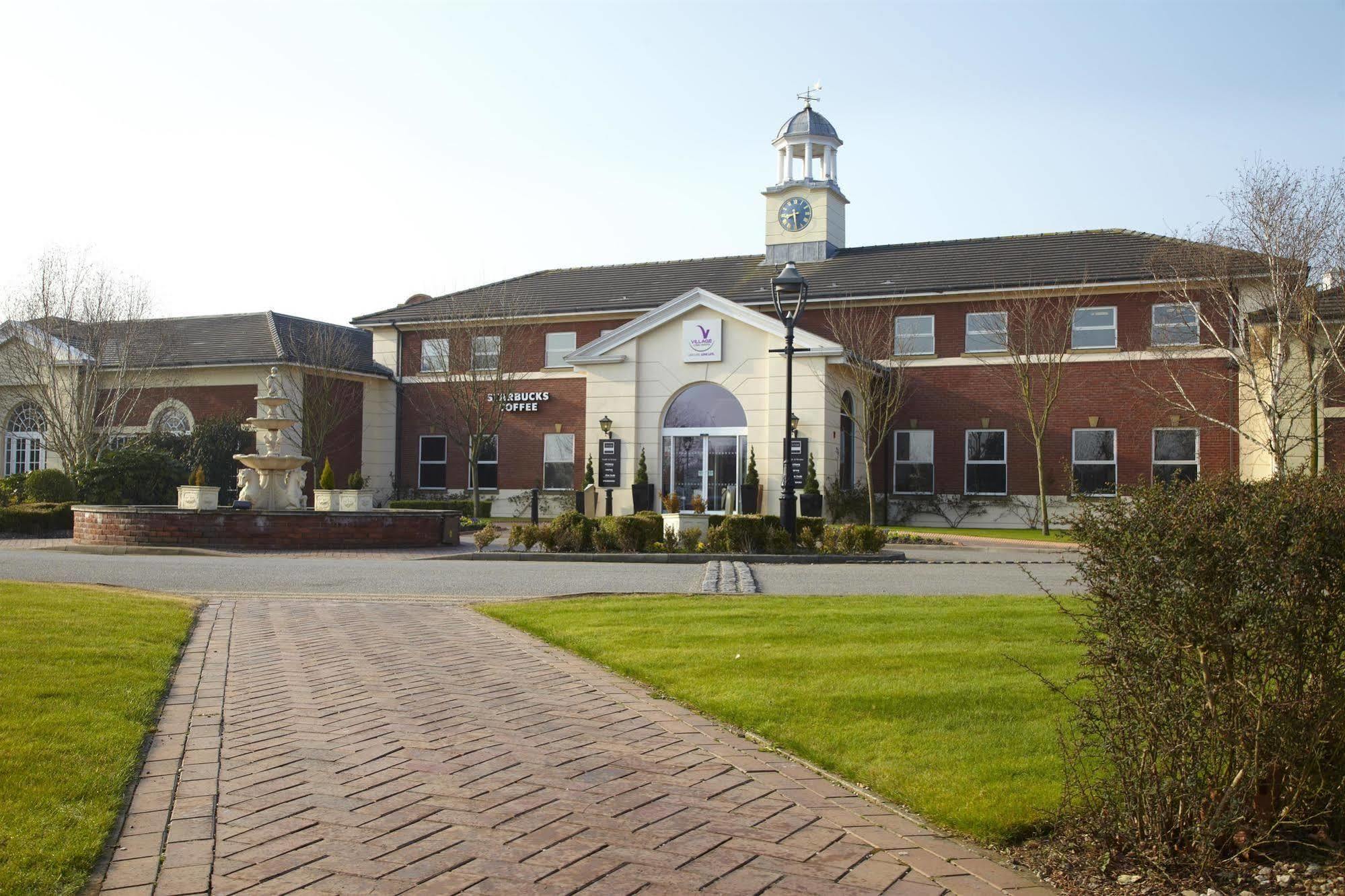 Village Hotel Chester St David'S Ewloe المظهر الخارجي الصورة